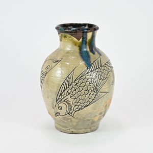 金城次郎 魚彫り陶器花瓶 サイン入り - Etsy 日本
