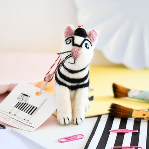 Pablo Picatso Art Cat Felt Hanging Decoration