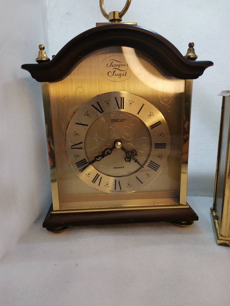 Wonderful set of three vintage brass clocks. All working order. Tempus Fugit, London Clock co., Swiza. image 7