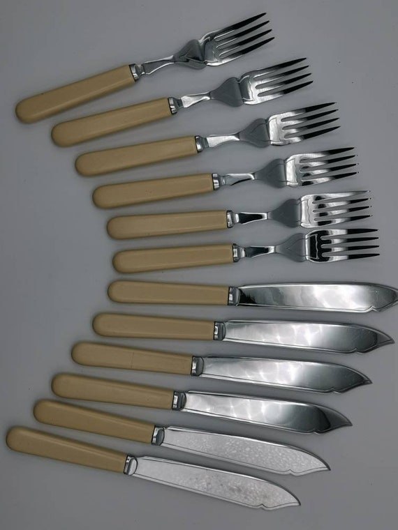 Lovely Vintage 12 Piece Cutlery Set, 6 Each Fish Knives and Forks. in  Original Box. -  Canada