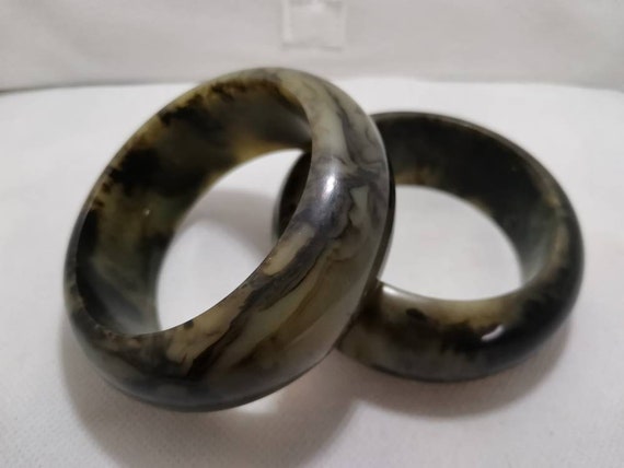 Superb pair of olive green marbled bakelite lucit… - image 2