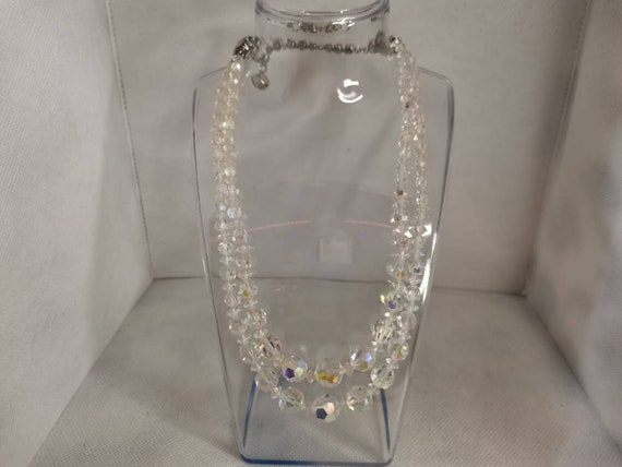 Graduated double point quartz crystal necklace and earring set