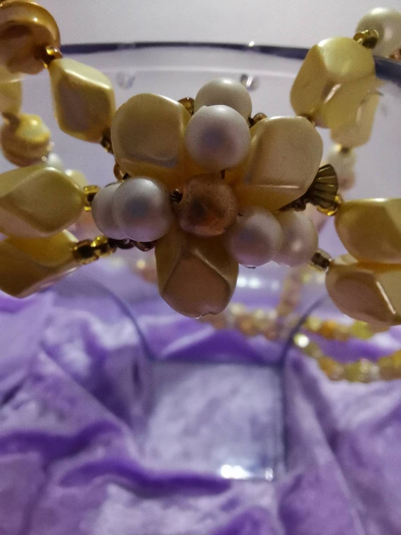 Superb 3 string gold coloured beaded vintage neck… - image 7