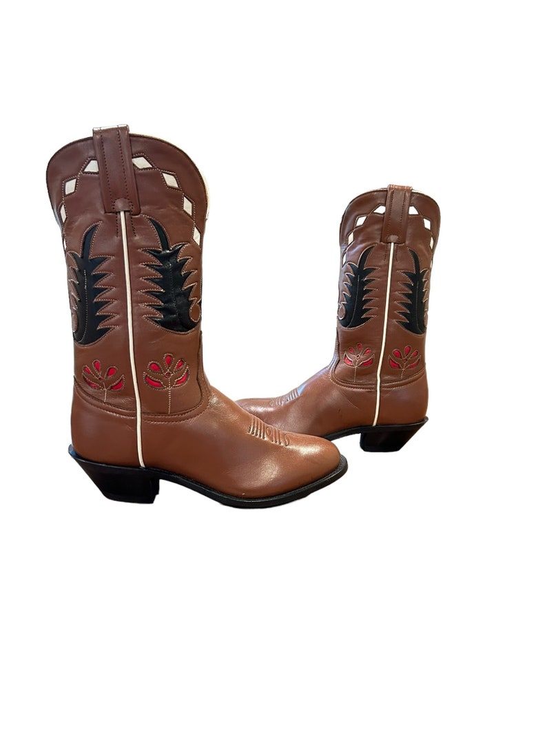 Maat 6 B Tony Lama Women's Vintage NOS Cowboy Western Boots Iconisch bloemeninlegontwerp afbeelding 1