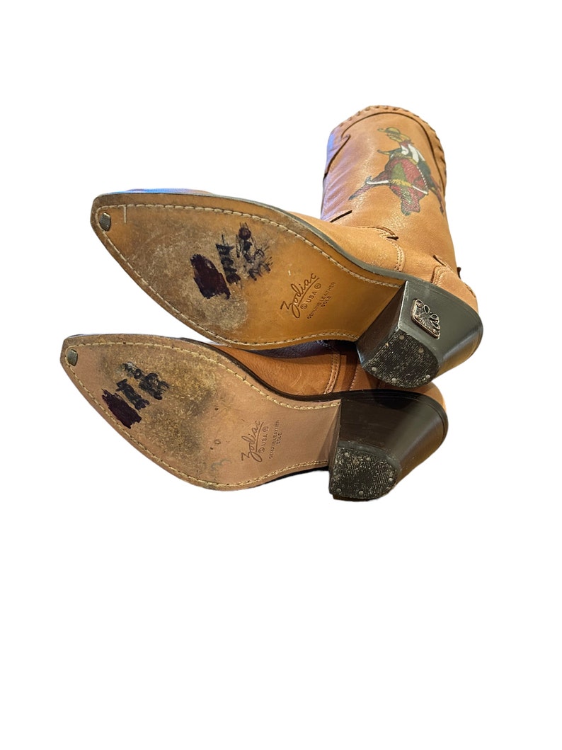 Size 7 M Zodiac Womens Vintage Cowboy Western Boots Matador On Bull Scene image 6