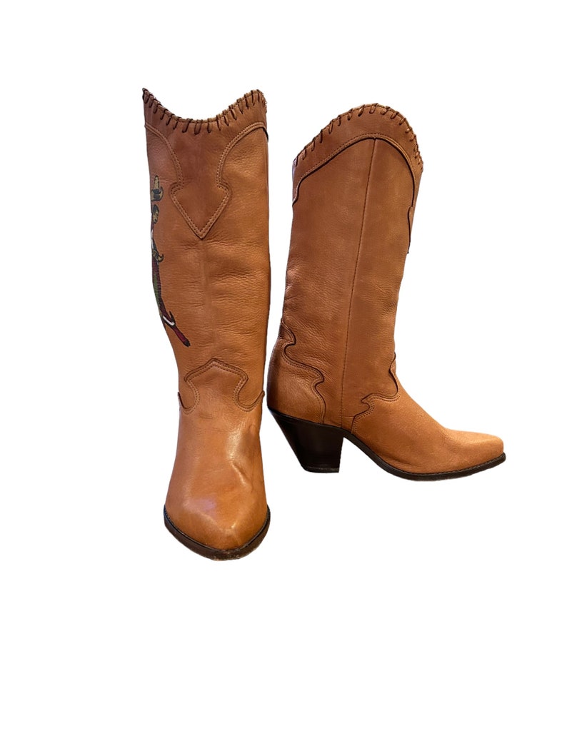 Size 7 M Zodiac Womens Vintage Cowboy Western Boots Matador On Bull Scene image 3