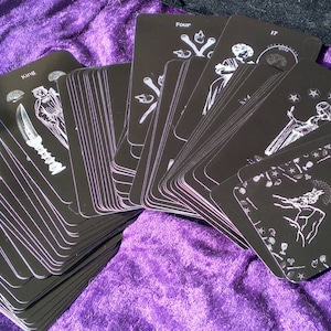 Silhouetted Sight Tarot