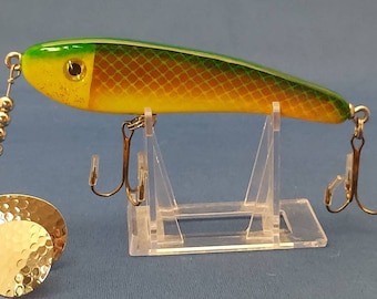 Hand Crafted Vintage Style Wooden Fishing Lure