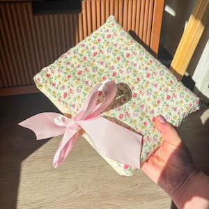 Quilted Ditsy Floral Bible Cover: Cottagecore Cotton Case, Pink Bow Detail image 1