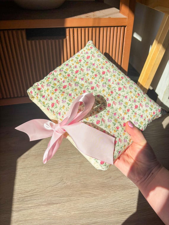 Quilted Ditsy Floral Bible Cover: Cottagecore Cotton Case, Pink Bow Detail