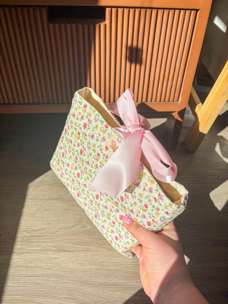 Quilted Ditsy Floral Bible Cover: Cottagecore Cotton Case, Pink Bow Detail image 2