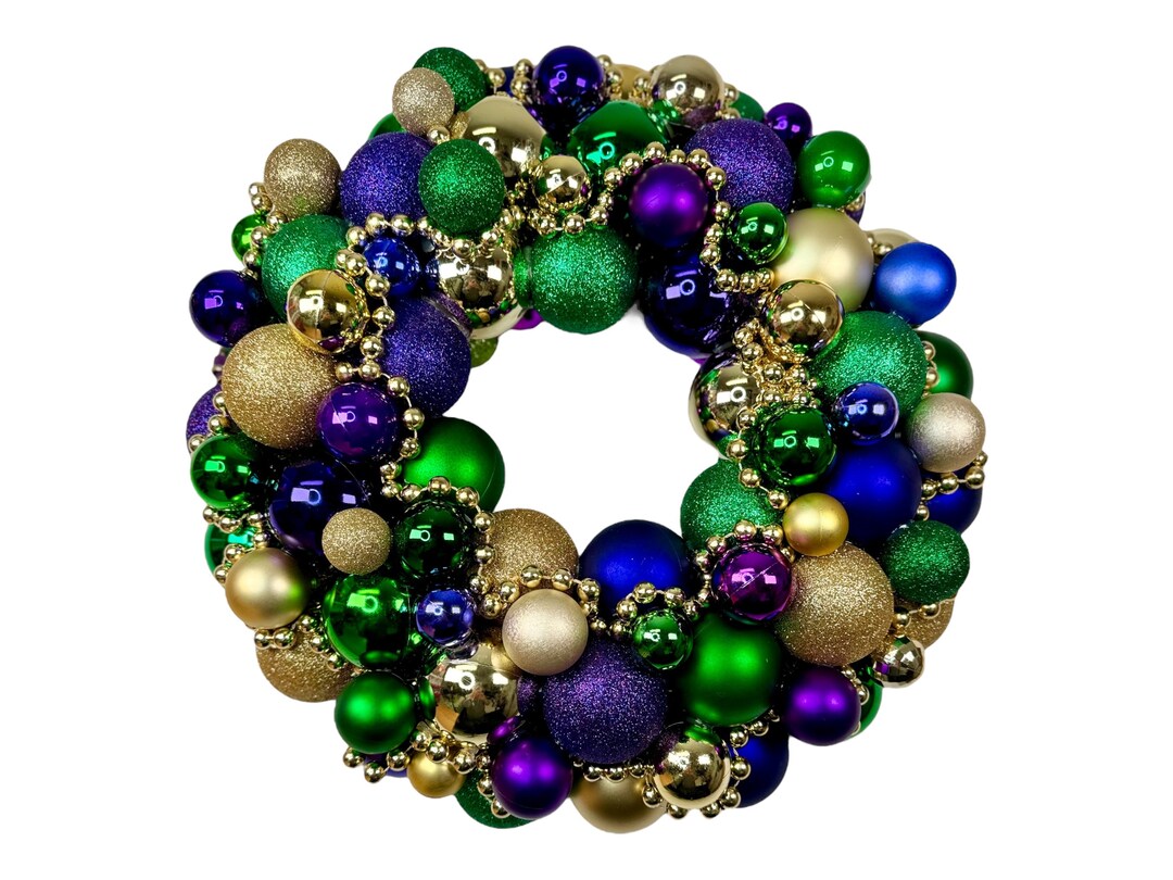 how to make mardi gras ornament