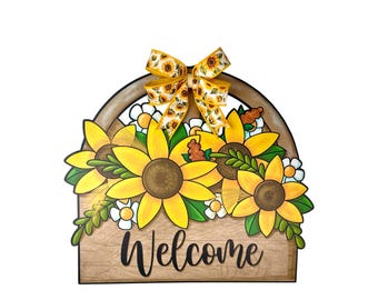 Sunflower Door Hanger,Welcome Door Hanger,Sunflower Farmhouse Decor,Sunflower Welcome Sign,Wooden Welcome Sign,Sunflower Welcome Door Decor