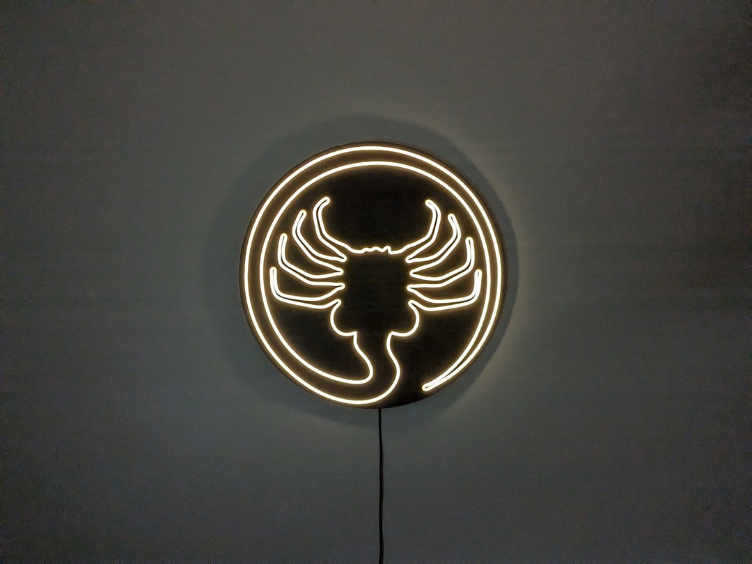 Alien / Aliens Facehugger LED Neon Sign - Etsy