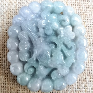 Natural green jade pendant Magpies Mascot charm pendant