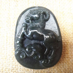 Natural jade pendant sheep mascot charm pendant