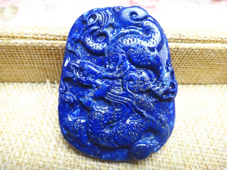 natural lapis lazuli chinese dragon pendant lapis lazuli pendant
