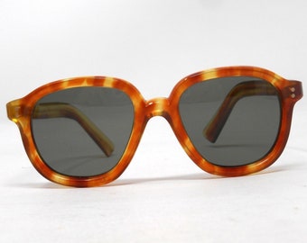 fabulous vintage sunglasses glasses eyeglasses 1940 carved frame france