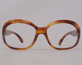 20年代のヴィンテージ丸型べっ甲メガネ。100万個以上も作られた真の