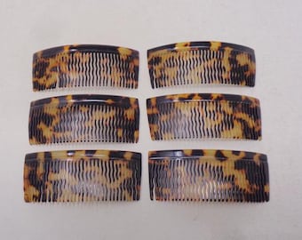 Fabuloso lote vintage de 6 peines para el cabello, marco tallado de celuloide, Francia, década de 1930. Pieza rara.