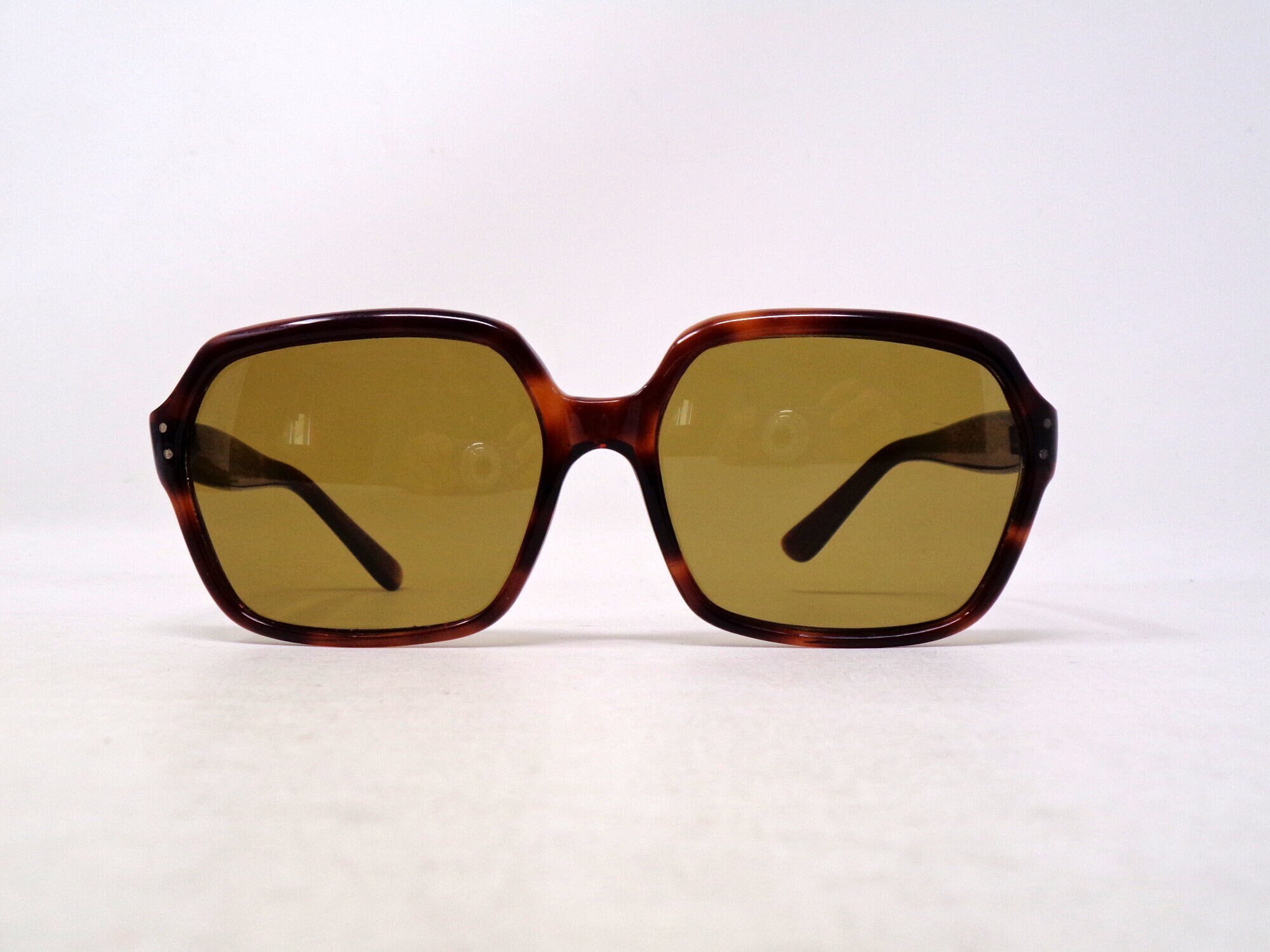 Fabulous Vintage Sunglasses Eyeglasses 1960 Carved Frame
