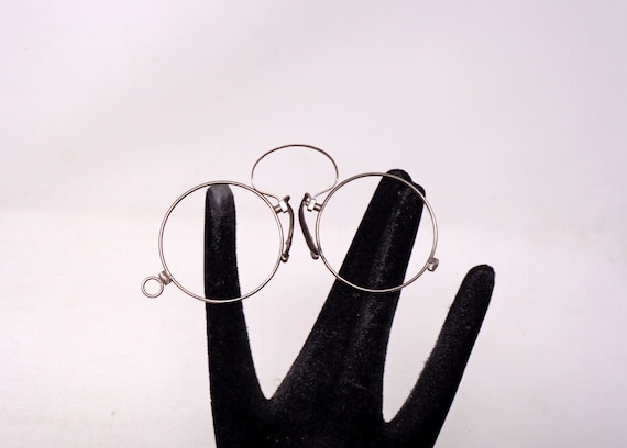 fabulous vintage lunettes nose pliers , pince nez  eyeglasses 1920 antique round carved frame france rare