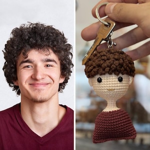 Benutzerdefinierte Häkelpuppe Schlüsselanhänger Personalisierte Geschenke Handgewebte Mini-Puppen