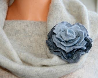 Flower women brooch Teacher gift Felted pin Merino wool breastpin Gray hat brooch Handmade rose pin