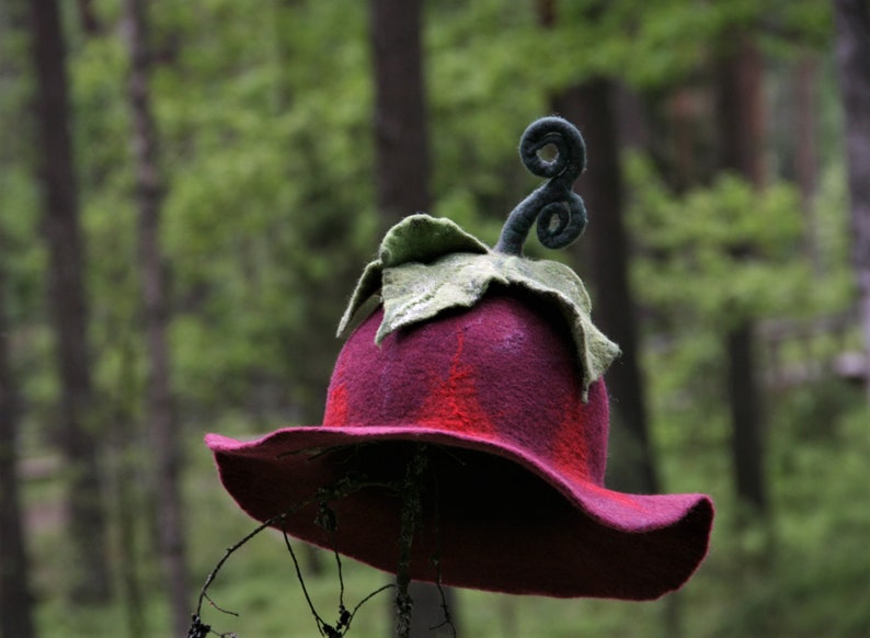 Wine red felt fashion hat image 3