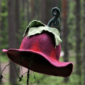 Wine red felt fashion hat image 1