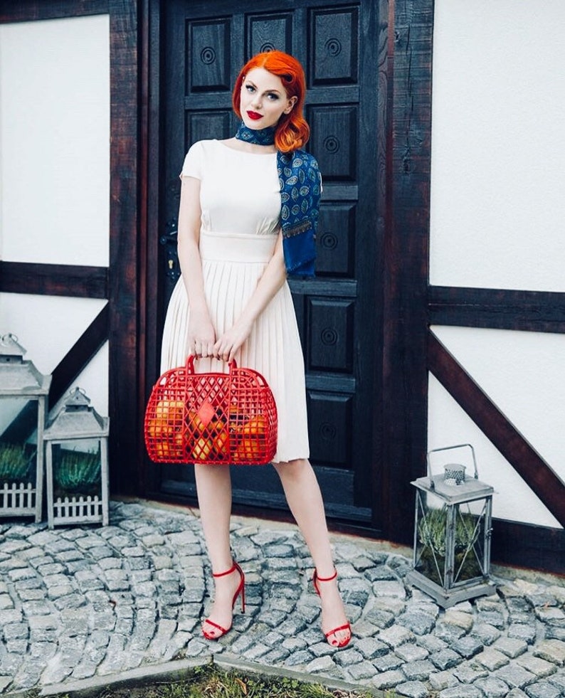 short slitted sleeves Betty/'s ACCORDION PLEATED dress