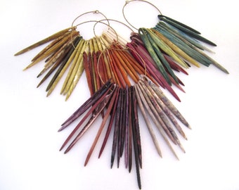 Bone Needle dyed with Plants for Nalbinding. Archaic style and Natural Tool for Knitting and Weaving