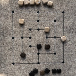 Juego de mesa Nine Men-s Morris, Mill, Mills, juego de mesa antiguo, bordado en fieltro de lana natural con fichas de juego de piedra