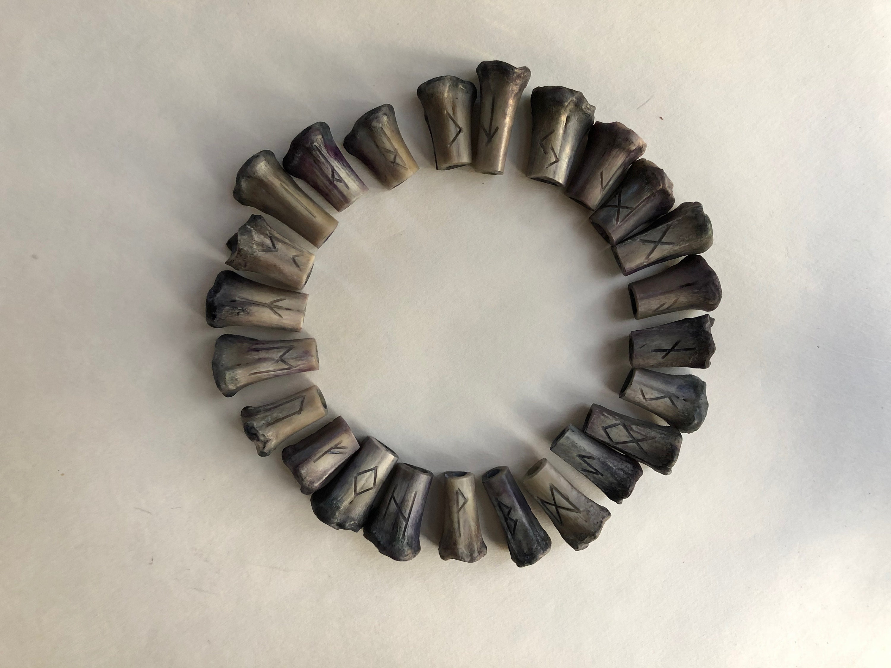 set De Runes À Partir
