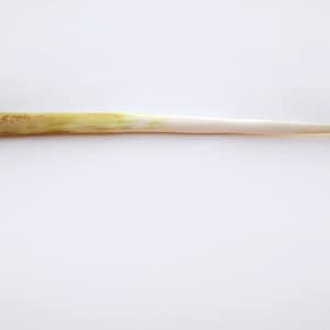 Moose  Bone Crochet Hook, dyed with plants – Durable, Archaic and Natural Tool