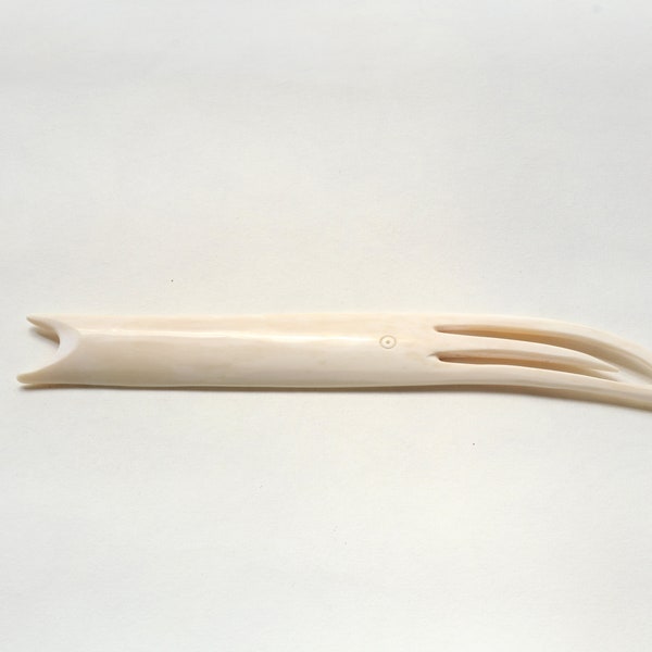 Navette de tissage Elk Bone Sami - Outil durable, archaïque et naturel