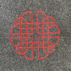 Runes Casting Board, Celtic Knot, Embroidered on Quality Natural Grey Felt, 30 x 30 cm