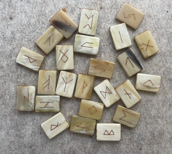 Horn Runes, Engarved, Natural Material on Your Hands, Divinen Tool, Viking Age Craft, Elder Futhark