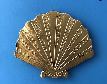 Hand-made aquatic ex-votos