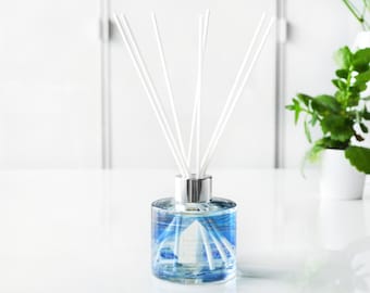 Ocean Reed Diffuser - Air Freshener Gift For Couple - Living Room Decor - Gifts For Men Who Have Everything - Home Christmas Gifts For Wife