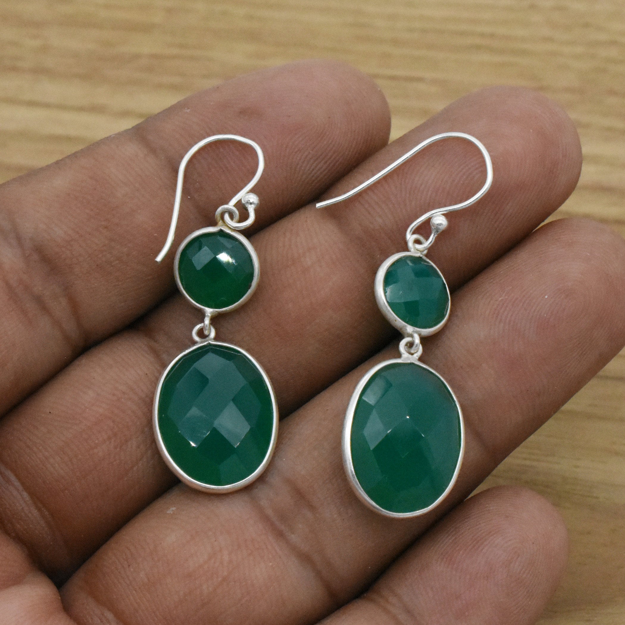 Details about   Handmade Women's 925 Sterling Silver Dangle Earrings Natural Green Onyx Stones 