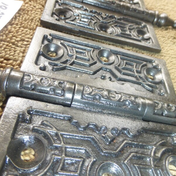 Vintage Antique Cast Iron ORNATE 4"x4" Steeple Tip Hinge 102720 D