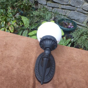 Vintage outdoor on sale porch lights