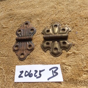 Vintage Antique Butterfly Hinges 20625 B