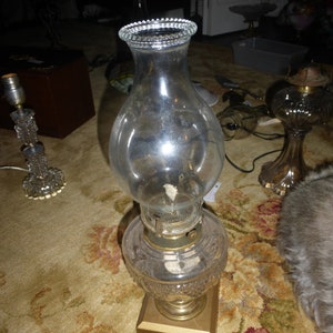 Vintage Antique Ornate Glass Kerosene Parlor Lamp 120121 E
