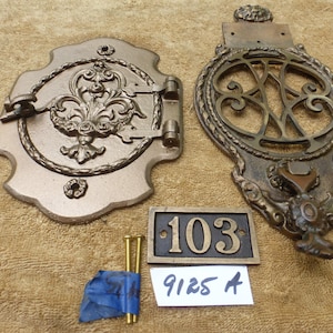 Vintage Antique Cast Metal Speakeasy Door Grille Peephole 9125 A