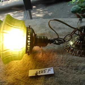 Vintage antieke Victoriaanse groene glazen kap hanglamp 6225 F