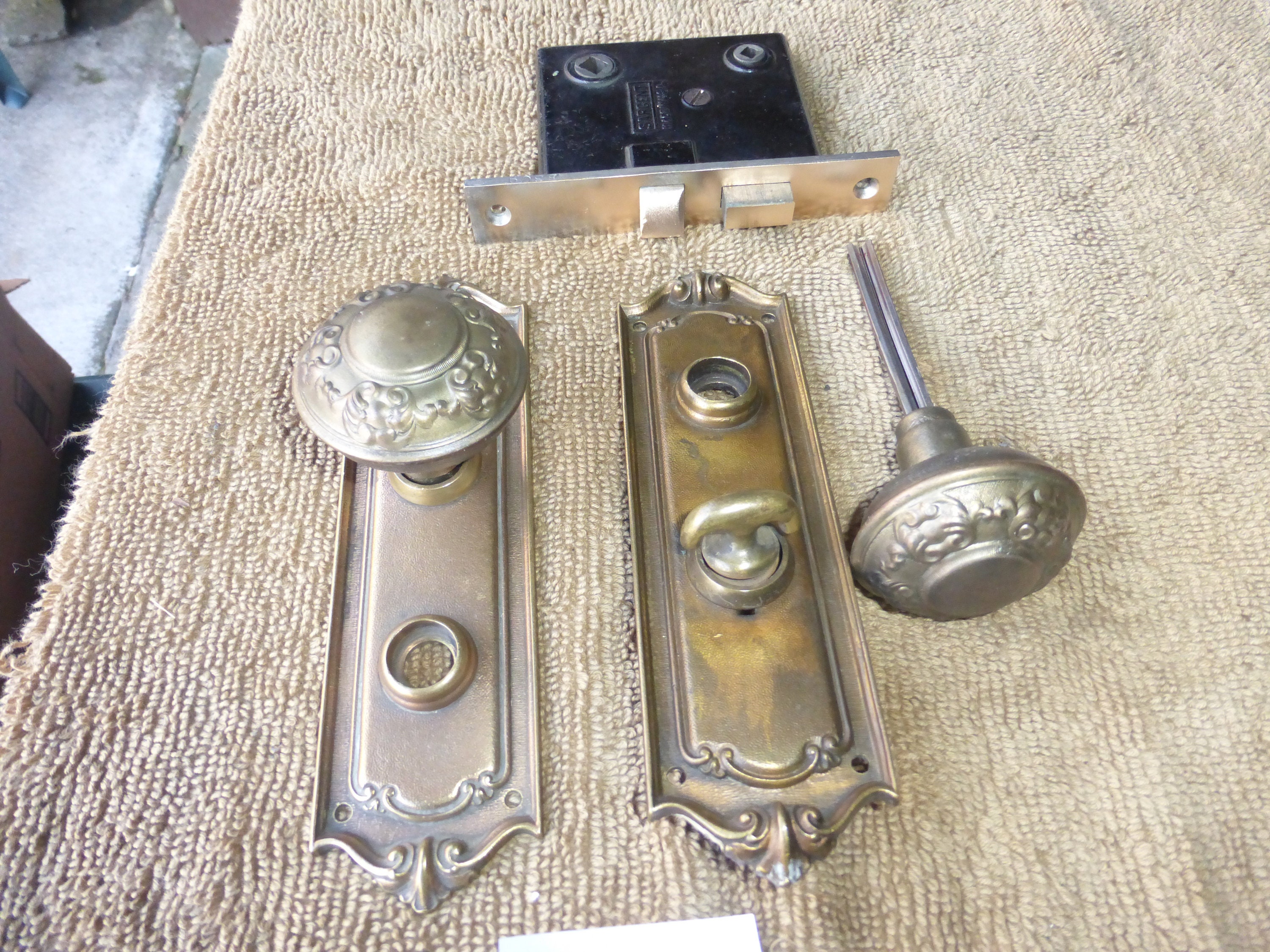 Vintage Antique 5 Pc Privacy Door Hardware Set 2522 B