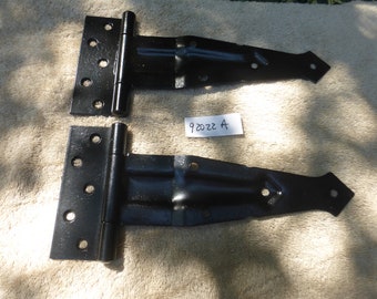 TWO Vintage Antique Iron 12 x 3 Arrow Tip Hinges 92022 A