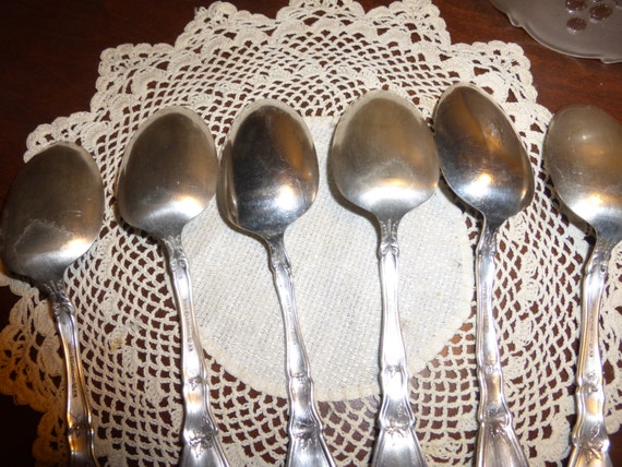 Antique 1881 Rogers 1908 La Vigne Sugar Spoon Grape Motif